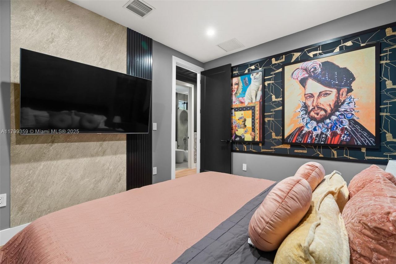 400 NW 49th St, Miami, FL 33127 Photo