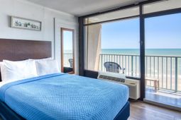 201 74th Ave. N photo 4