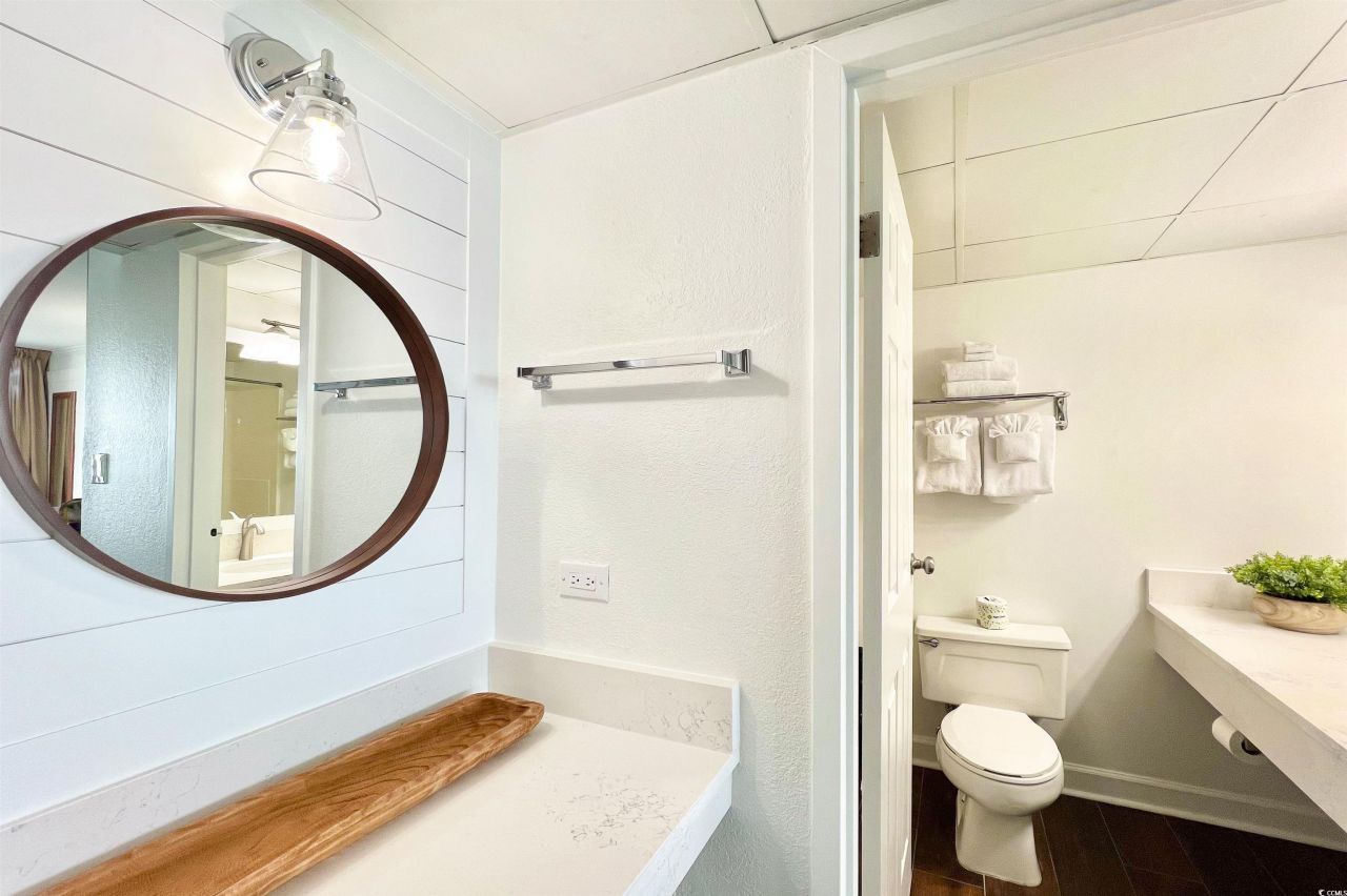 201 74th Ave. N Photo 4