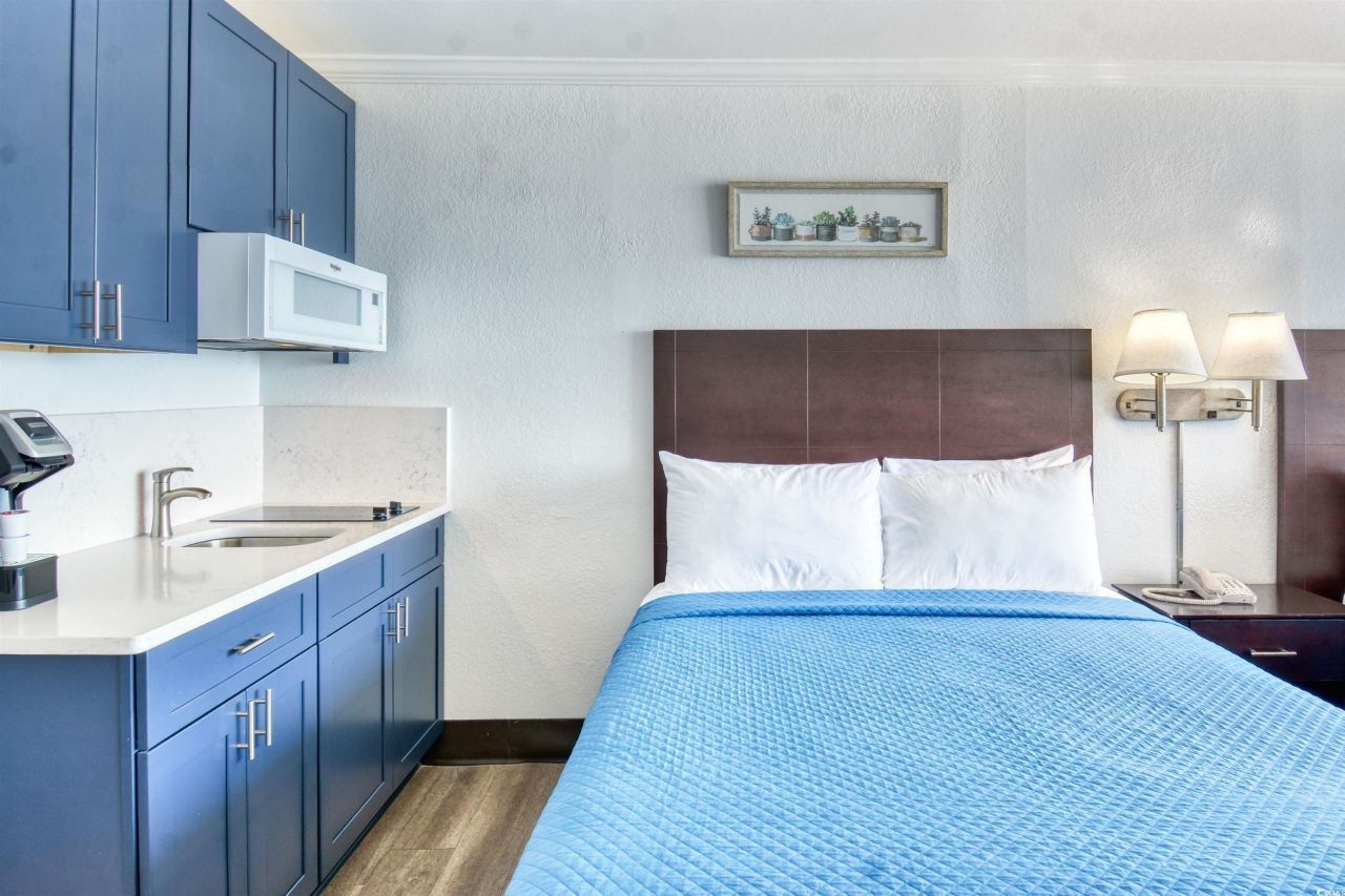 201 74th Ave. N Photo 6