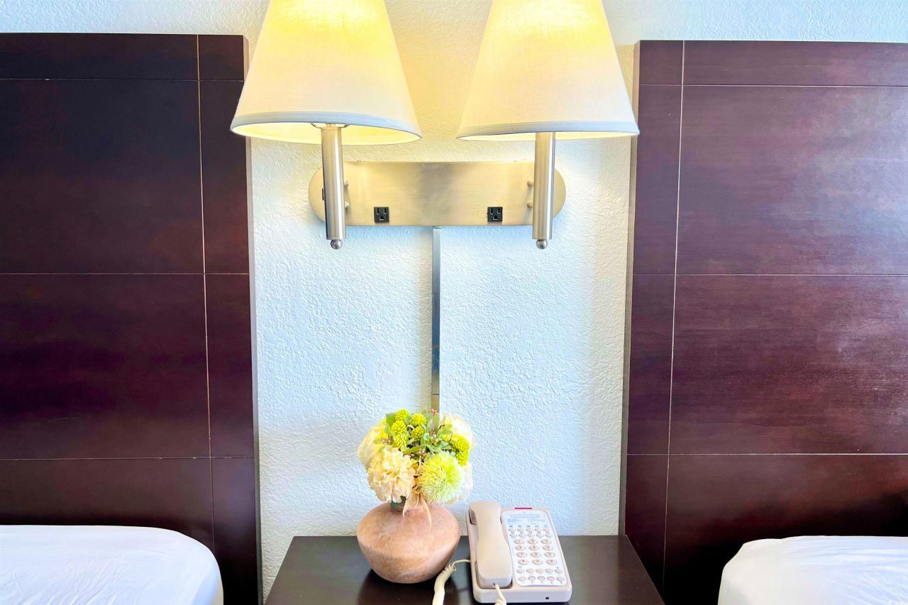 201 74th Ave. N Photo 9