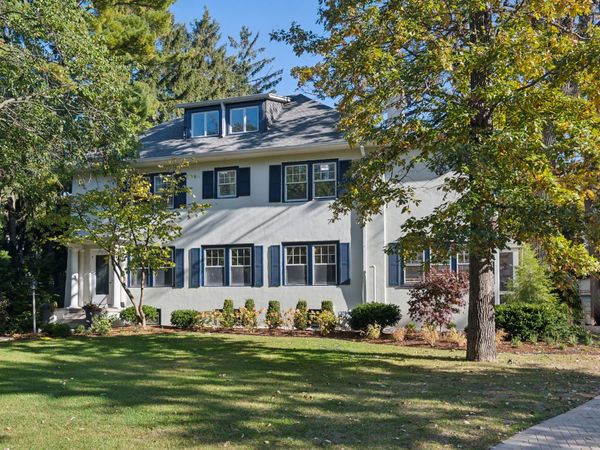 527 Warwick Road, Kenilworth, IL 60043