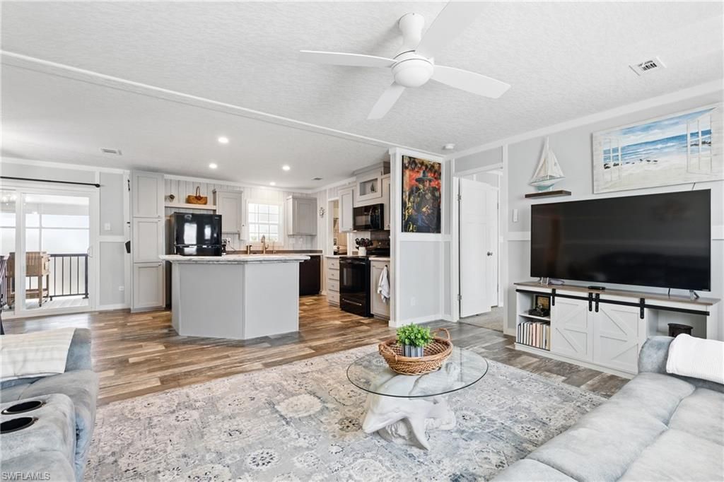 5151 Forest Park Dr, North Fort Myers, FL 33917 Photo