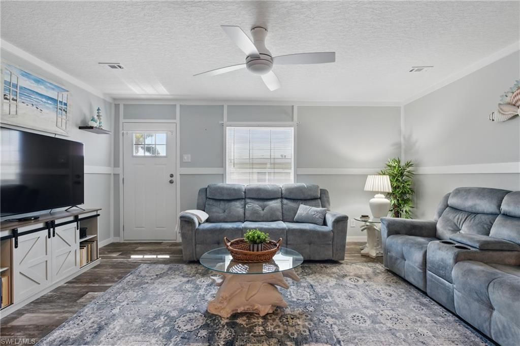 5151 Forest Park Dr, North Fort Myers, FL 33917 Photo