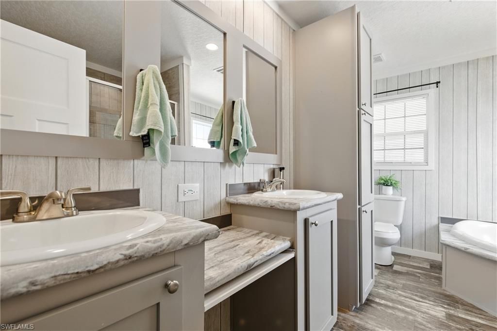 5151 Forest Park Dr, North Fort Myers, FL 33917 Photo