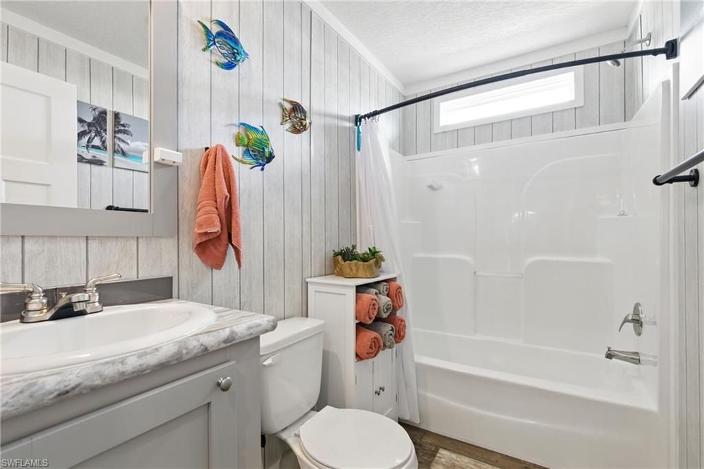 5151 Forest Park Dr, North Fort Myers, FL 33917 Photo