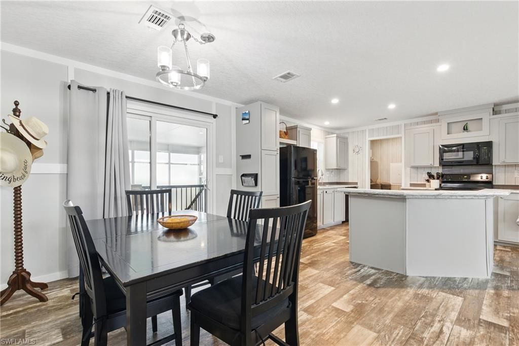 5151 Forest Park Dr, North Fort Myers, FL 33917 Photo