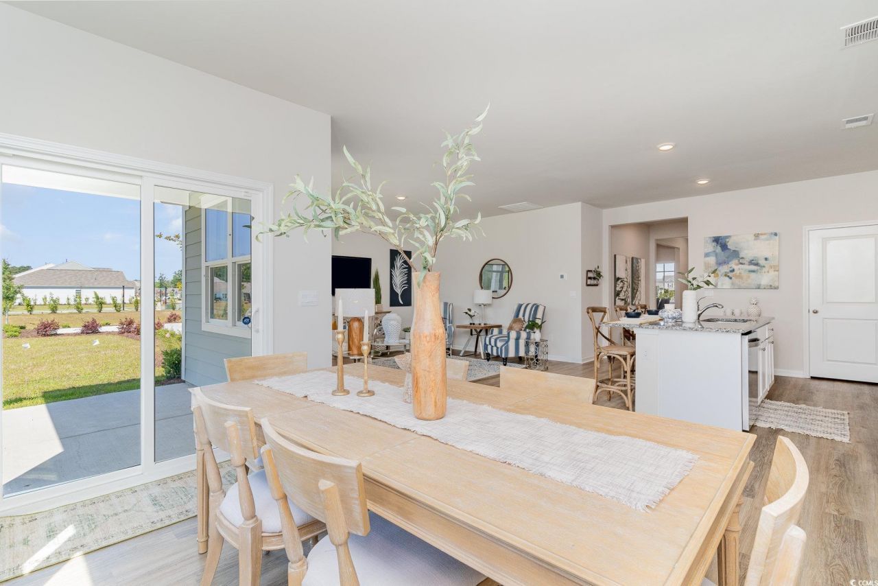 493 Blissful Ln. Photo 9