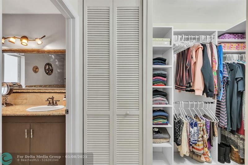 1870 NE 197th Terrace, Miami, FL 33179 Photo