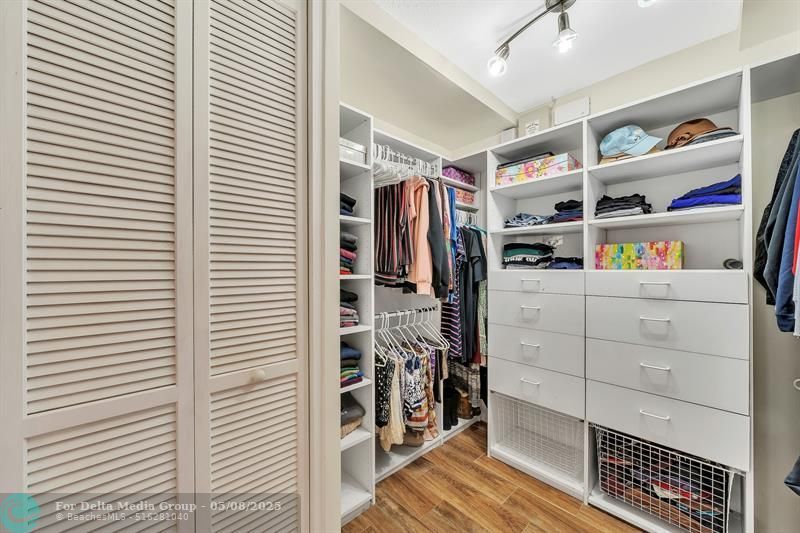 1870 NE 197th Terrace, Miami, FL 33179 Photo