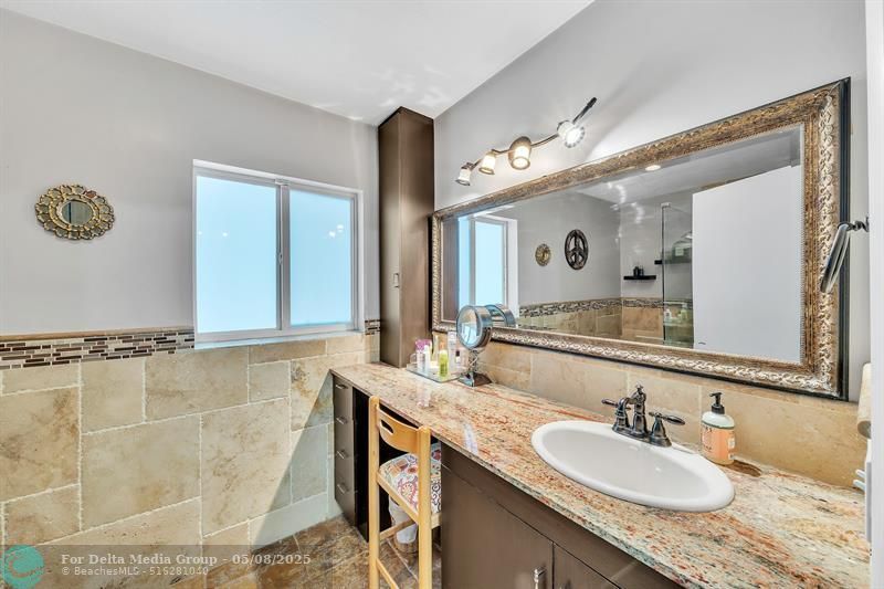 1870 NE 197th Terrace, Miami, FL 33179 Photo