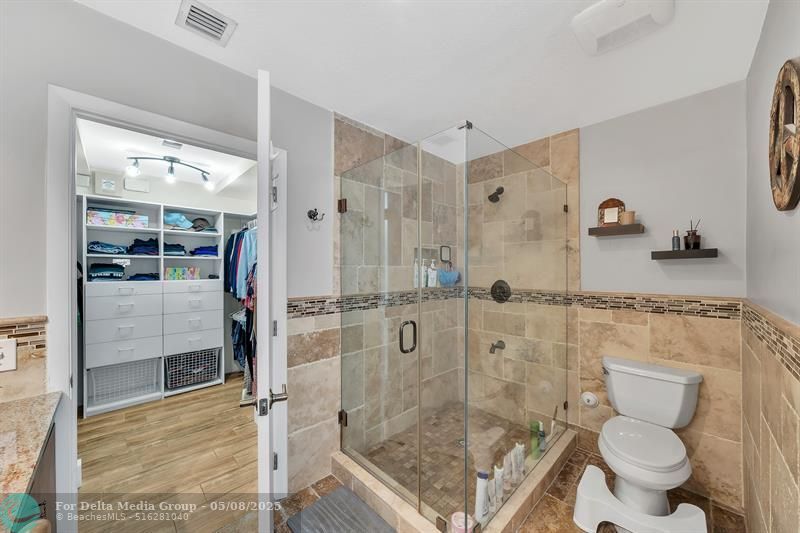 1870 NE 197th Terrace, Miami, FL 33179 Photo