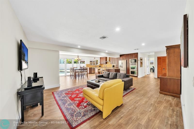 1870 NE 197th Terrace, Miami, FL 33179 Photo