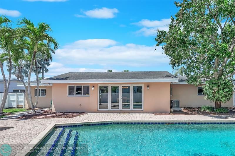 1870 NE 197th Terrace, Miami, FL 33179 Photo