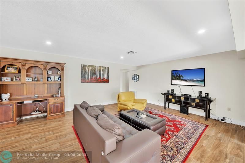 1870 NE 197th Terrace, Miami, FL 33179 Photo