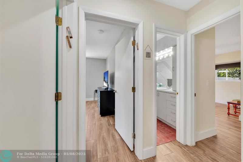 1870 NE 197th Terrace, Miami, FL 33179 Photo