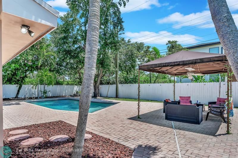 1870 NE 197th Terrace, Miami, FL 33179 Photo