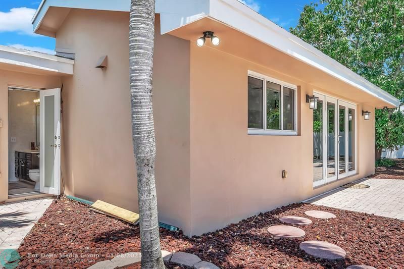 1870 NE 197th Terrace, Miami, FL 33179 Photo