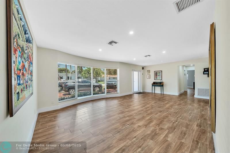 1870 NE 197th Terrace, Miami, FL 33179 Photo