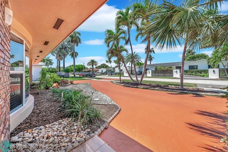 1870 NE 197th Terrace, Miami, FL 33179 Photo