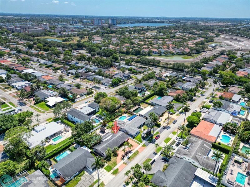 1870 NE 197th Terrace, Miami, FL 33179 Photo