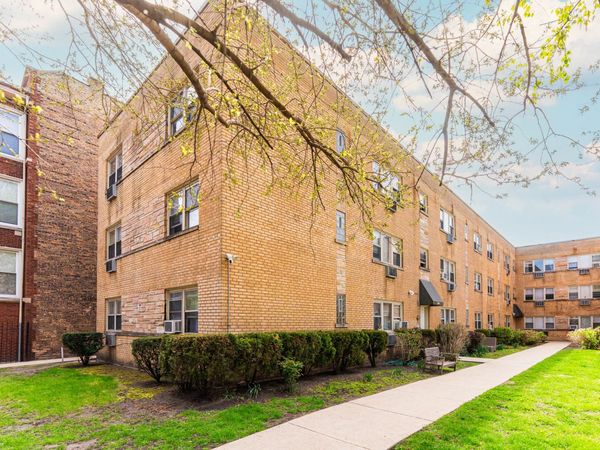 1709 W Estes Avenue, Unit 1S, Chicago, IL 60626
