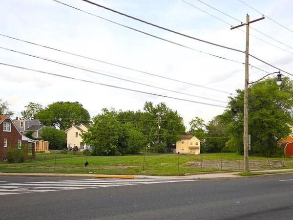 711 EASTERN AVENUE, FAIRMOUNT HEIGHTS, MD 20743