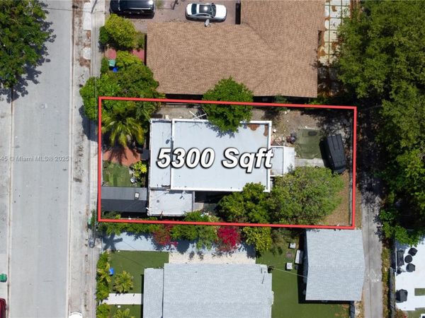 34 NW 34th Ter, Miami, FL 33127