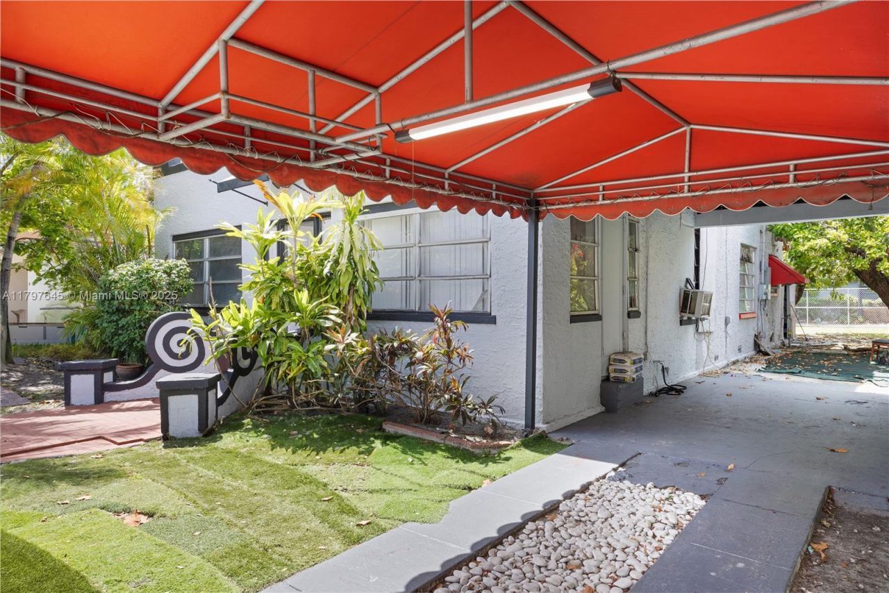 34 NW 34th Ter, Miami, FL 33127 Photo