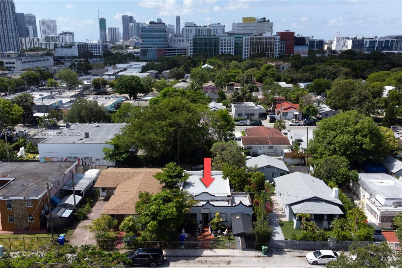 34 NW 34th Ter, Miami, FL 33127 Photo