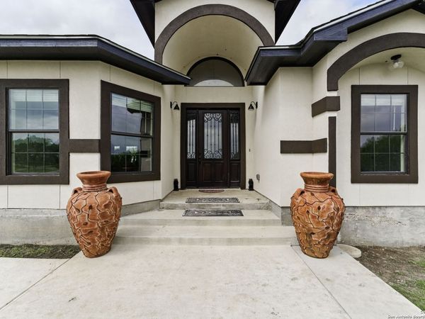 1110 Atascosa County Road 101, Floresville, TX 78114