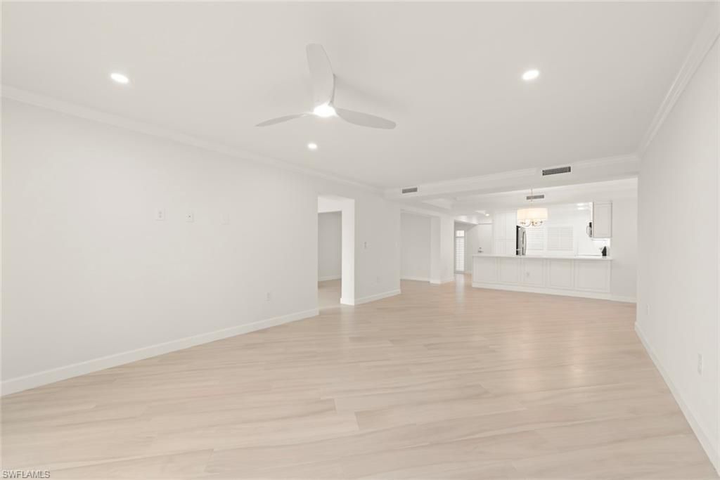 200 Periwinkle Way, Unit 111, Sanibel, FL 33957 Photo