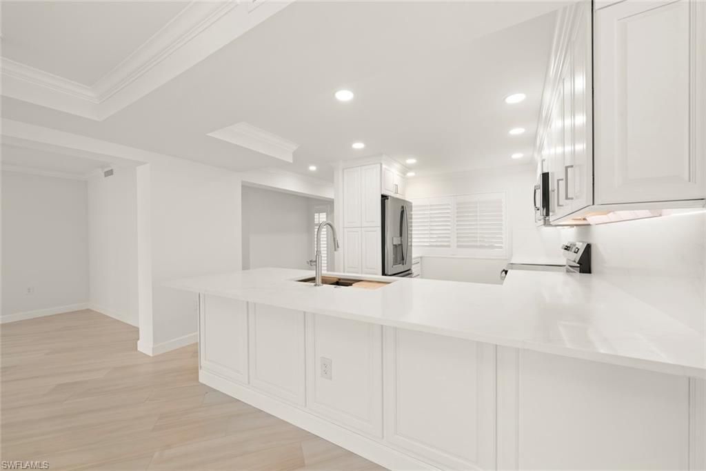 200 Periwinkle Way, Unit 111, Sanibel, FL 33957 Photo