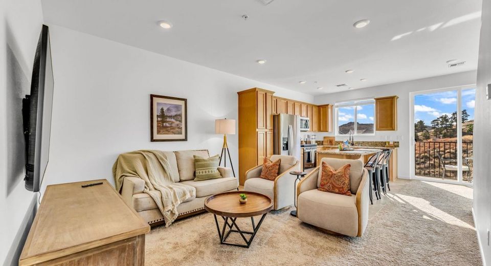 5065 Ronald Stephen Circle, Reno, NV 89503 Photo