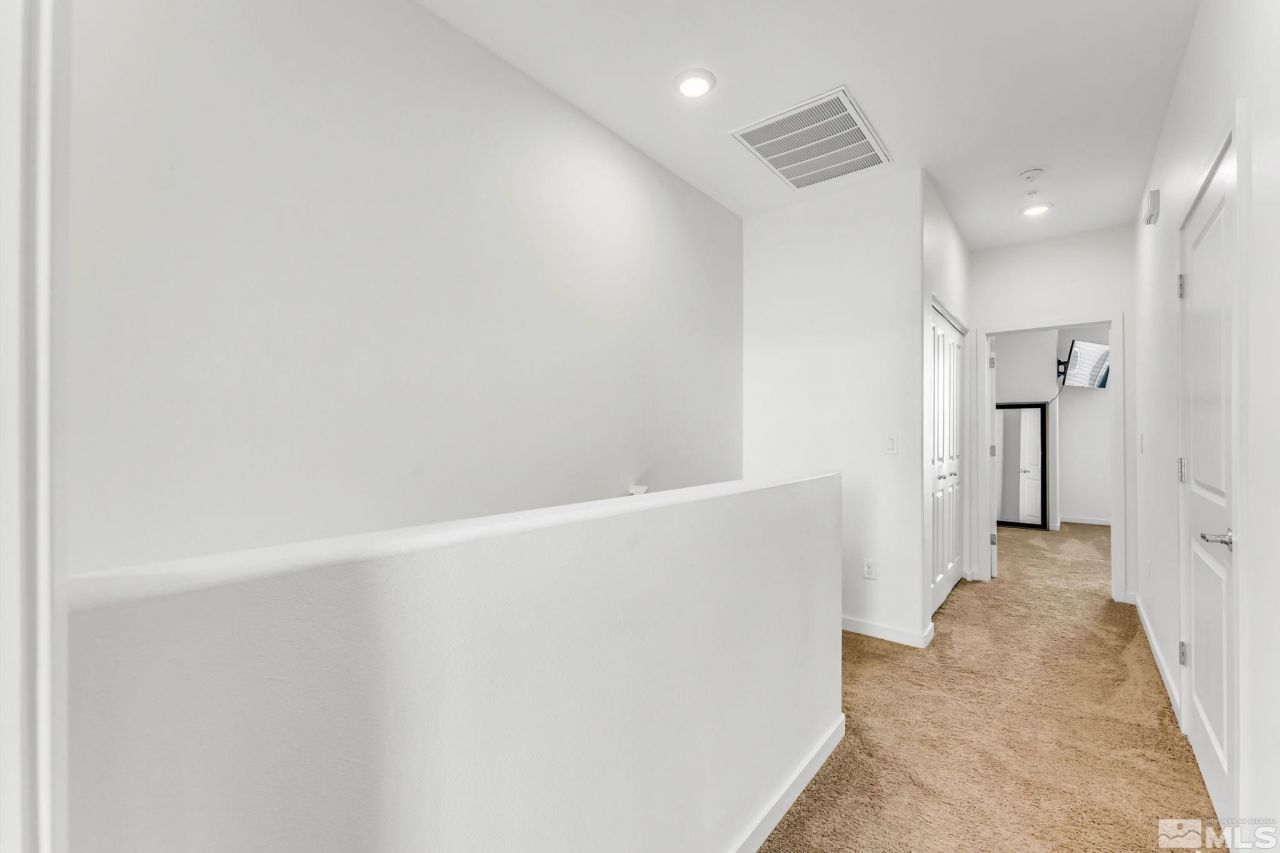 5065 Ronald Stephen Circle, Reno, NV 89503 Photo