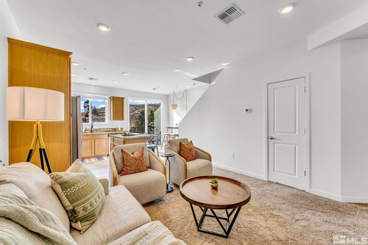 5065 Ronald Stephen Circle, Reno, NV 89503 Photo