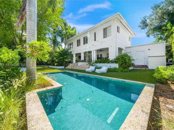 725 Vilabella Ave, Coral Gables, FL 33146