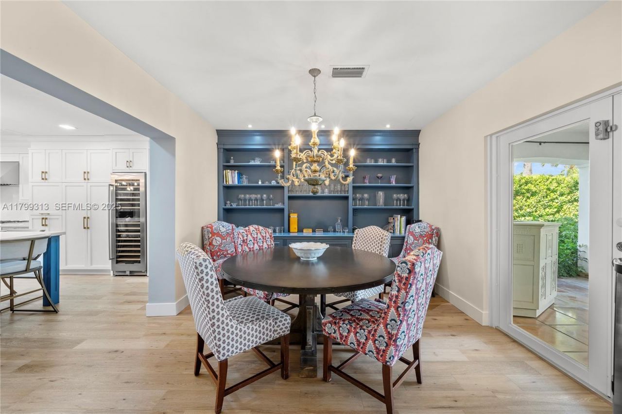 725 Vilabella Ave, Coral Gables, FL 33146 Photo