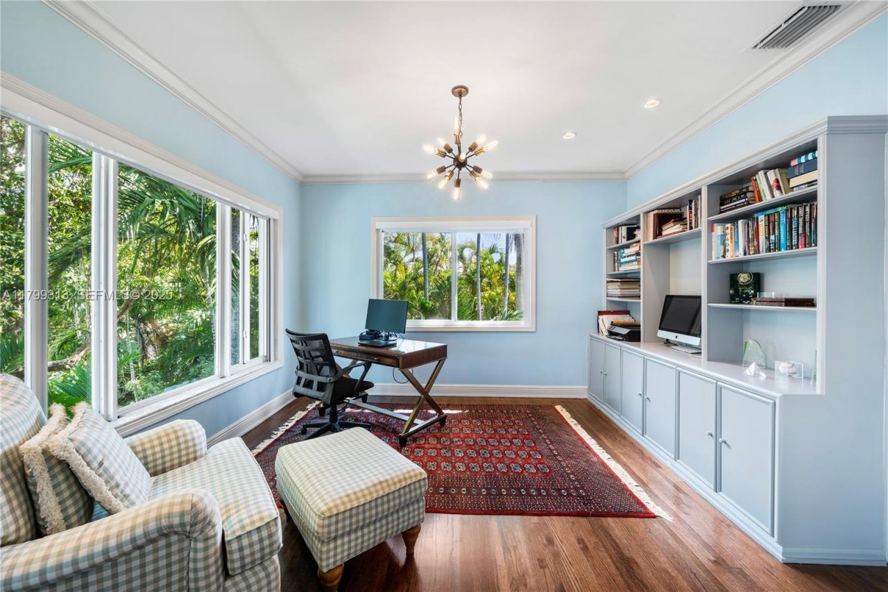 725 Vilabella Ave, Coral Gables, FL 33146 Photo