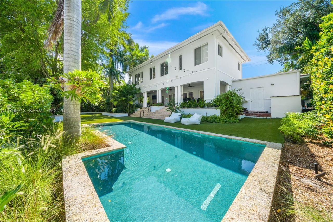 725 Vilabella Ave, Coral Gables, FL 33146 Photo