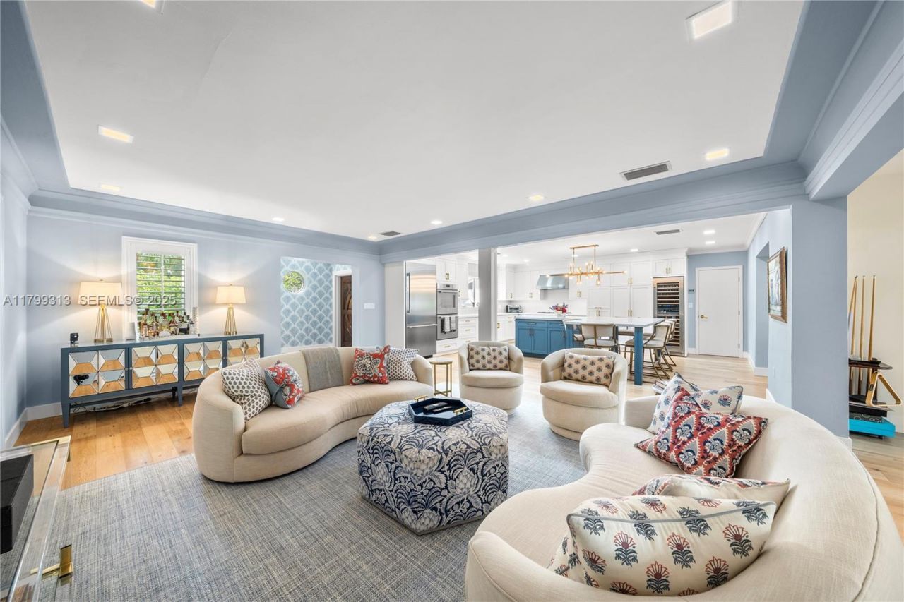 725 Vilabella Ave, Coral Gables, FL 33146 Photo