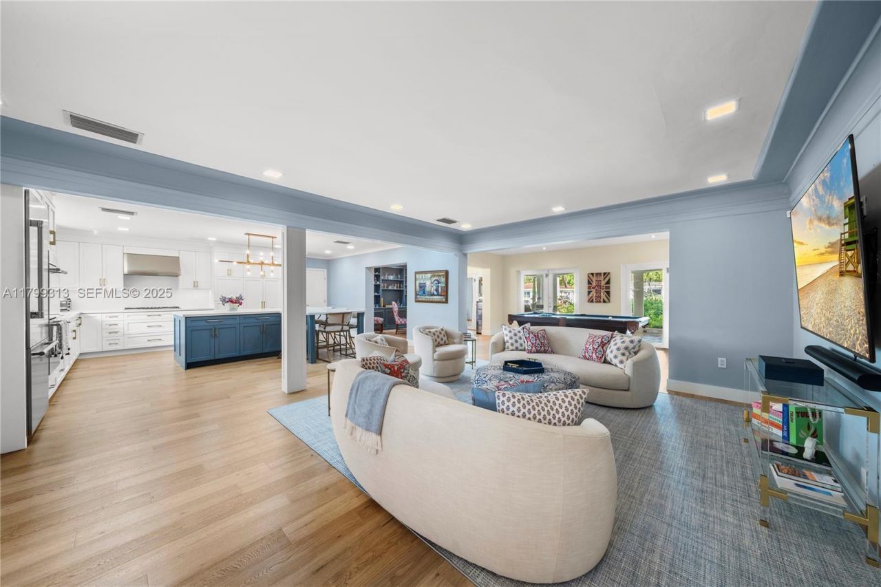 725 Vilabella Ave, Coral Gables, FL 33146 Photo