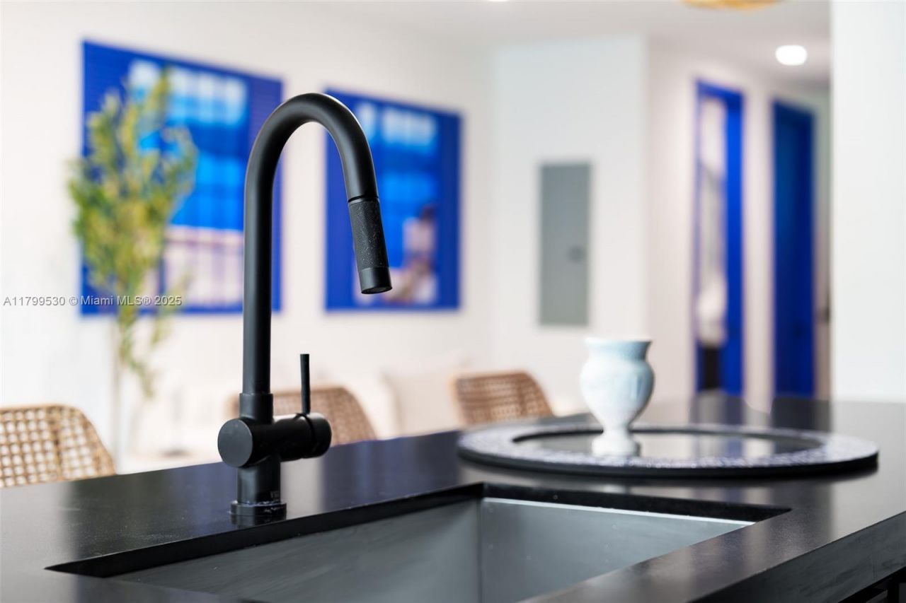 408 NW 52nd St, Unit 408, Miami, FL 33127 Photo