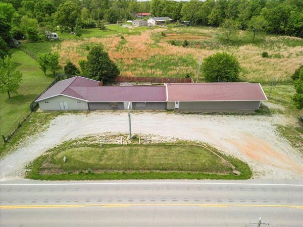 3493 W Us Highway 160, West Plains, MO 65775