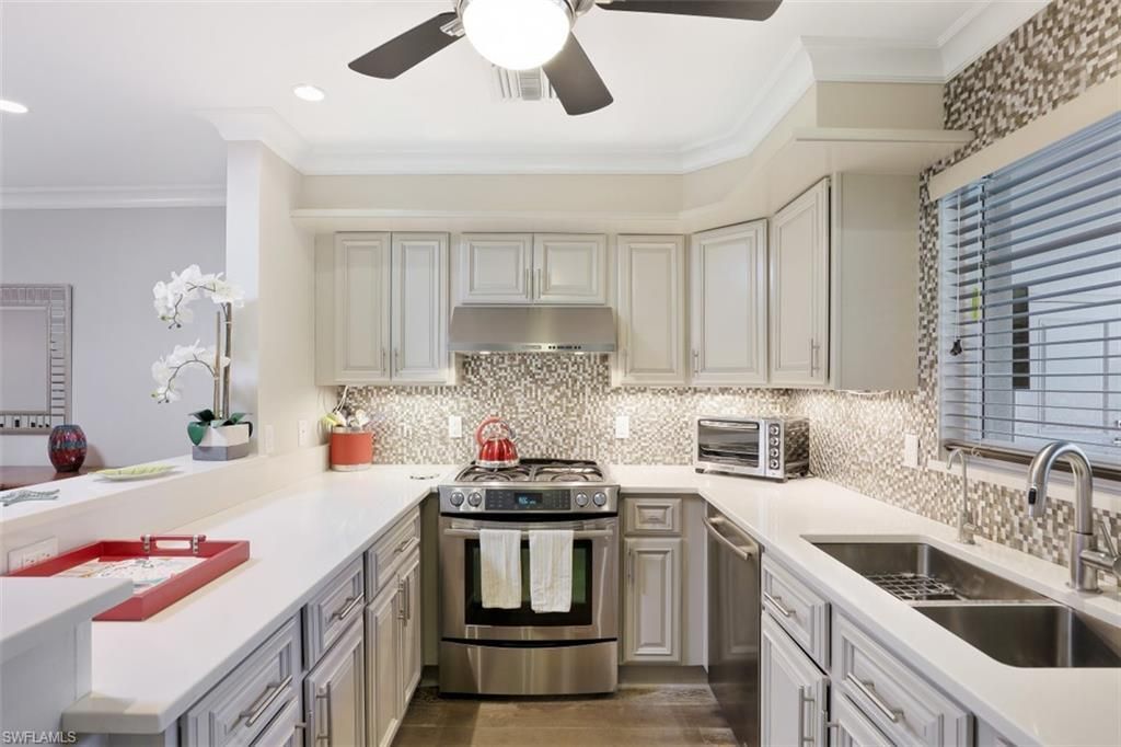 1199 9th Ave N, Naples, FL 34102 Photo