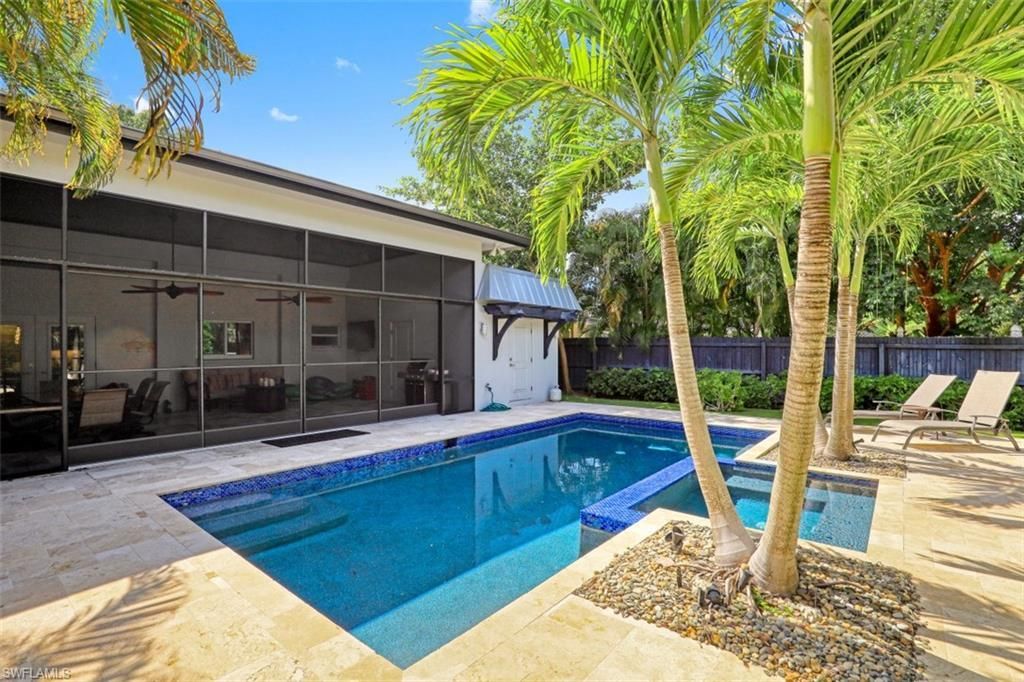 1199 9th Ave N, Naples, FL 34102 Photo