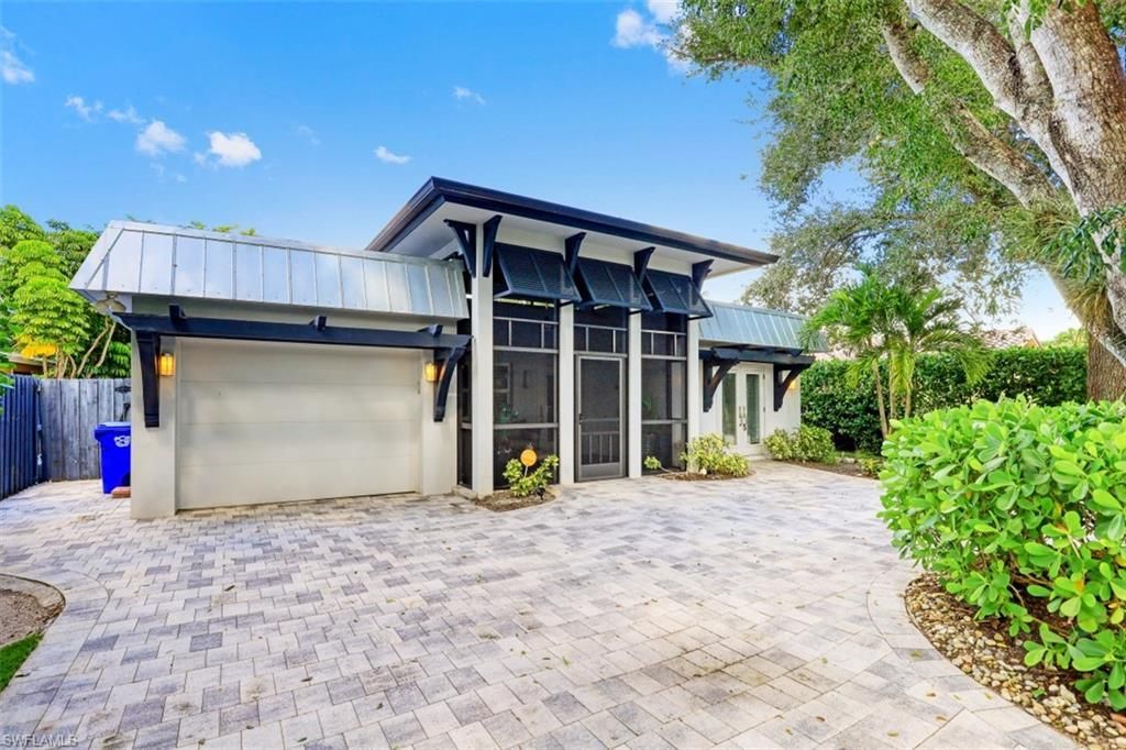 1199 9th Ave N, Naples, FL 34102 Photo