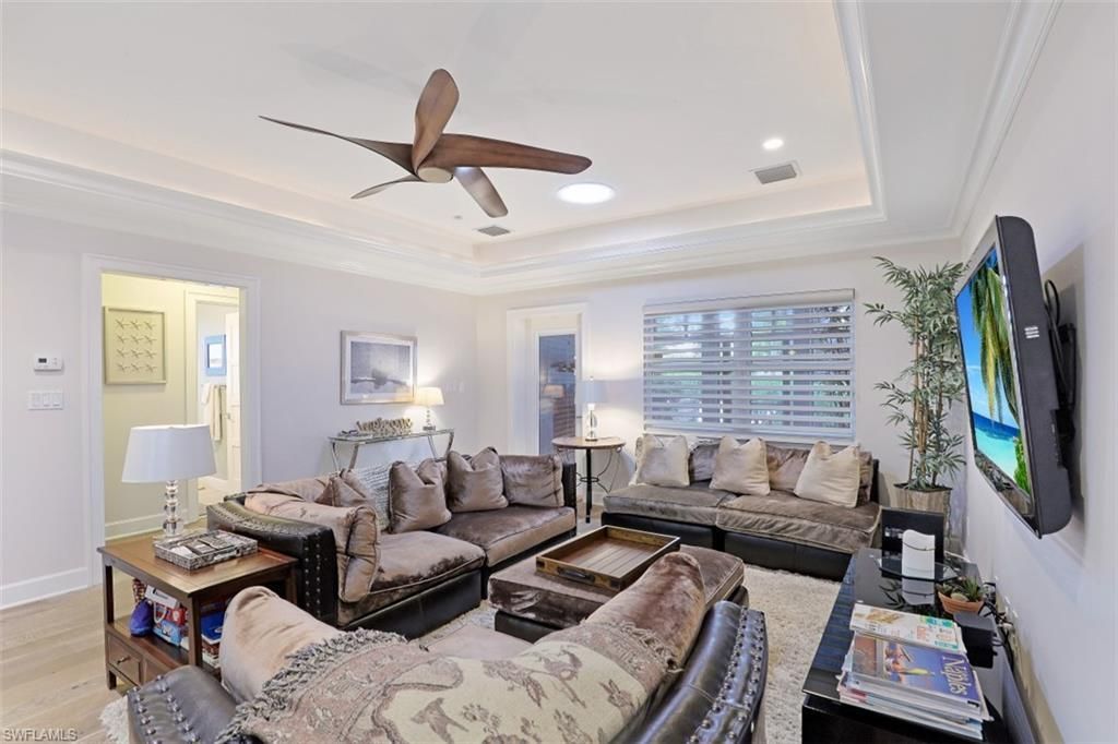 1199 9th Ave N, Naples, FL 34102 Photo