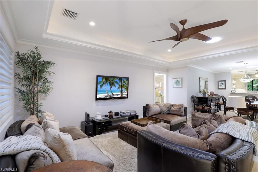 1199 9th Ave N, Naples, FL 34102 Photo