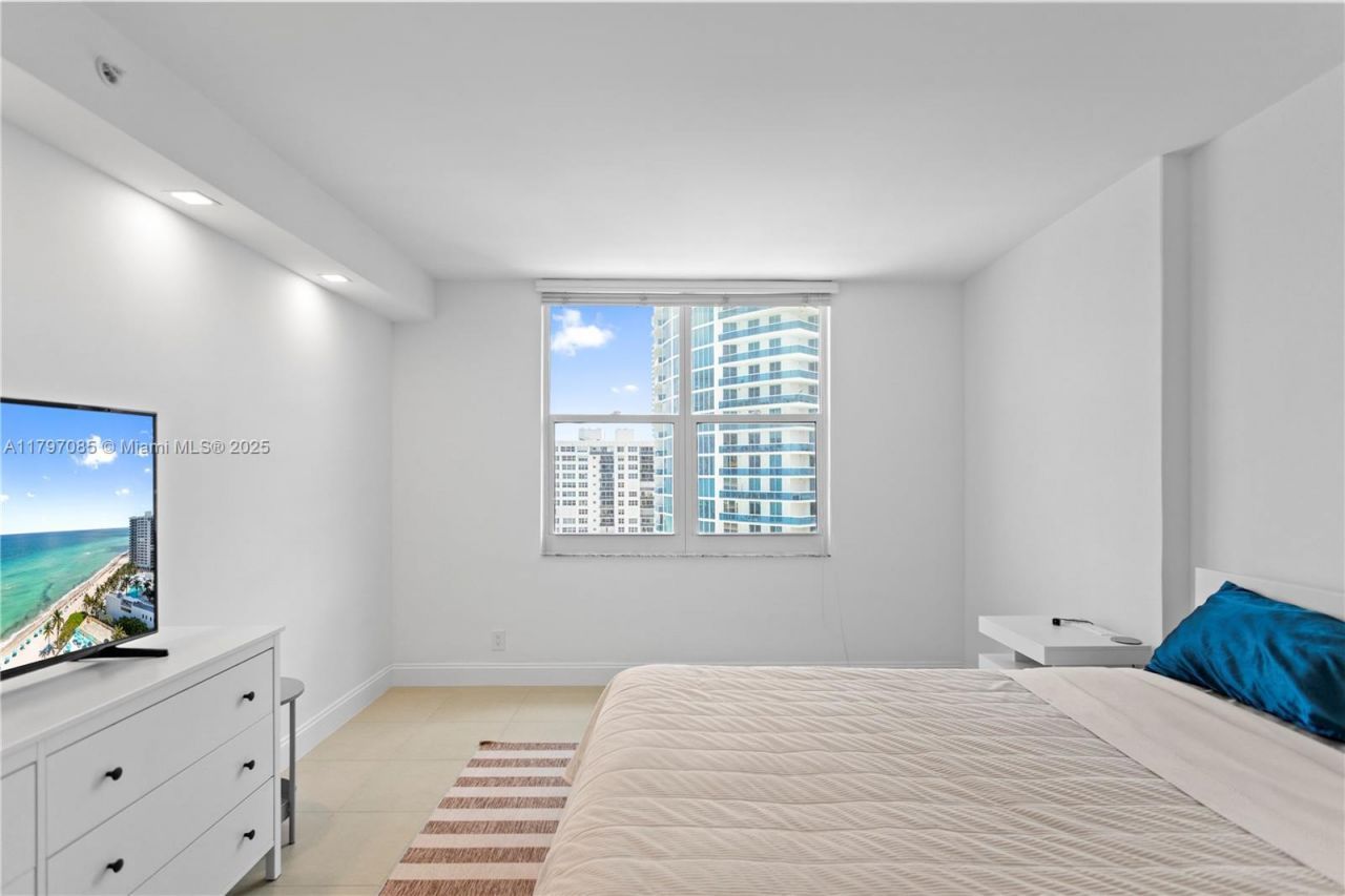 2501 S Ocean Dr, Unit 1614, Hollywood, FL 33019 Photo